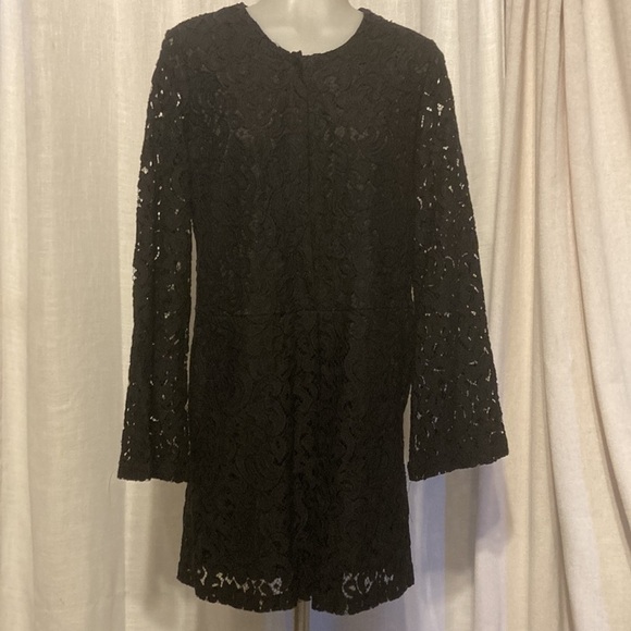 Alexia Admor Long sleeve lace romper size medium with pockets boutique designer - Picture 3 of 15